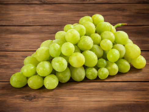 Grapes White Seedless .